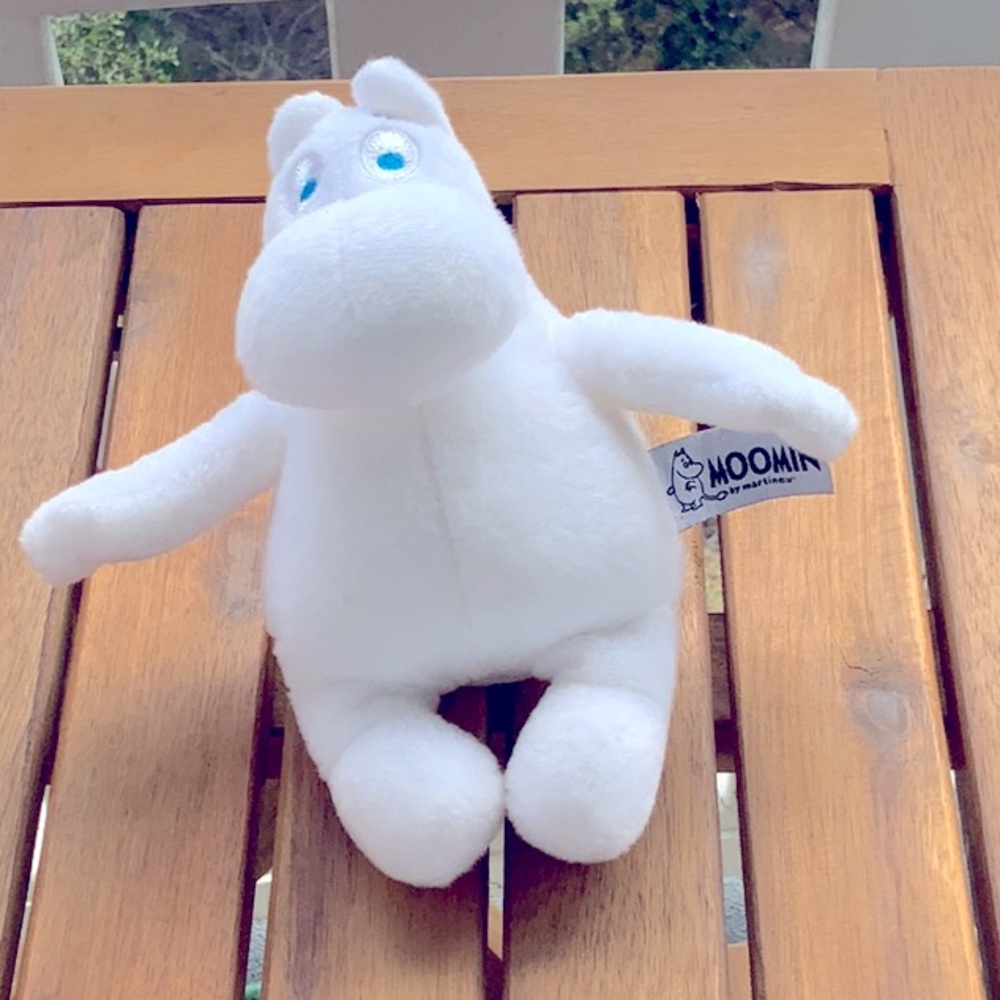 COPY - moo in the Scandinavian hero